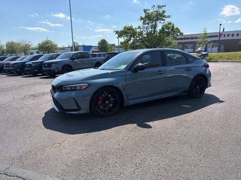 Certified 2025 Honda Civic Type R image 9