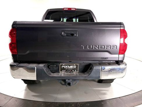 Used 2018 Toyota Tundra SR5 w/ SR5 Upgrade Package image 5