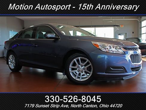 Used 2014 Chevrolet Malibu LT w/ Power Convenience Package FWD image 2