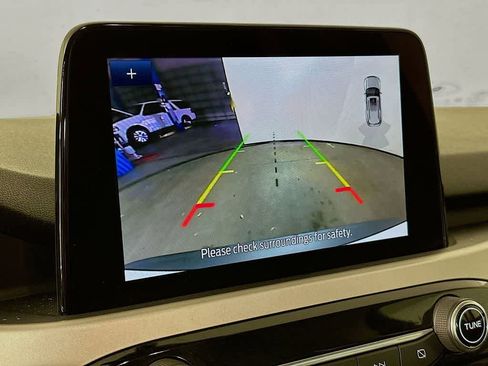 Certified 2022 Ford Escape SE w/ Cold Weather Package image 27