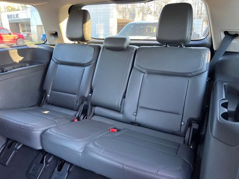 New 2026 Ford Expedition Active image 20