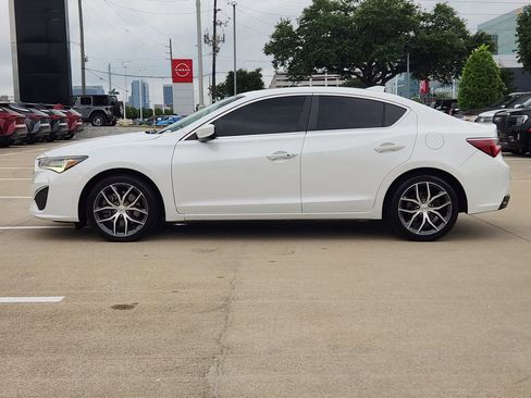 Used 2019 Acura ILX FWD image 4