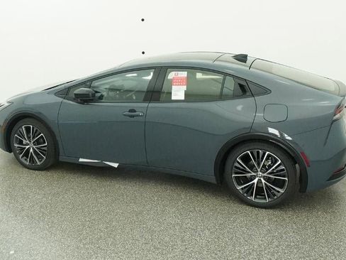 New 2026 Toyota Prius Limited image 4