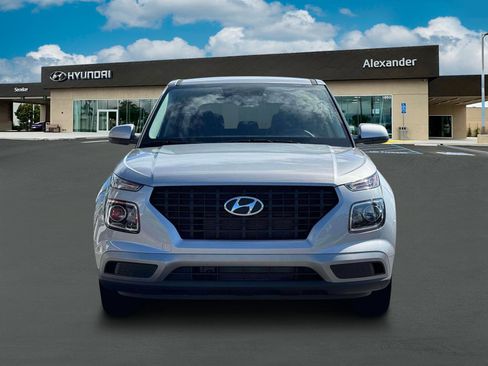 New 2026 Hyundai Venue SE image 12