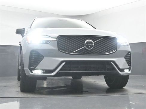 New 2026 Volvo XC60 B5 Ultra w/ Protection Package Premier image 43