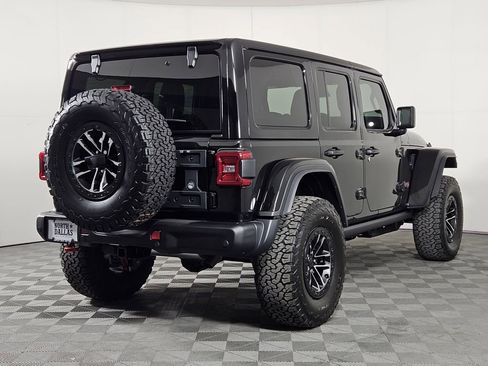 Used 2026 Jeep Wrangler Unlimited Rubicon AWD/4WD image 5
