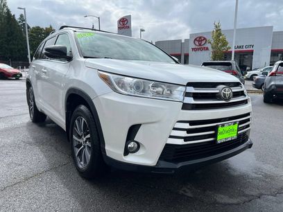 Used 2017 Toyota Highlander XLE