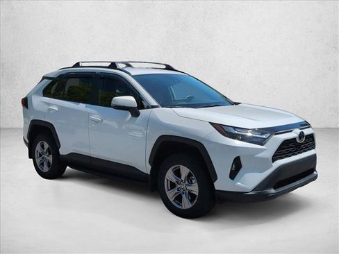 Used 2024 Toyota RAV4 XLE FWD image 3