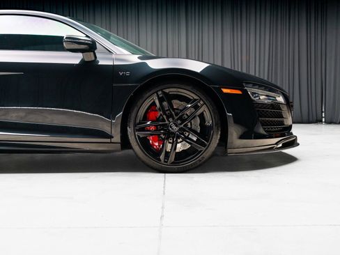 Used 2014 Audi R8 V10 image 28