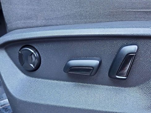 Certified 2022 Volkswagen Atlas SE image 24