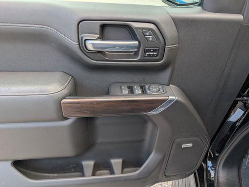 Used 2020 GMC Sierra 1500 SLT w/ SLT Premium Plus Package image 21