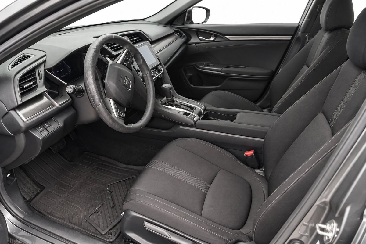 Used 2019 Honda Civic EX image 4