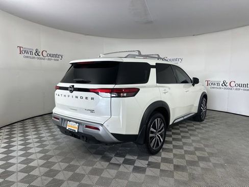 Used 2022 Nissan Pathfinder Platinum w/ Cargo Package image 7