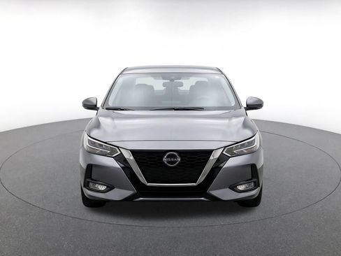 Used 2025 Nissan Sentra SV FWD image 2
