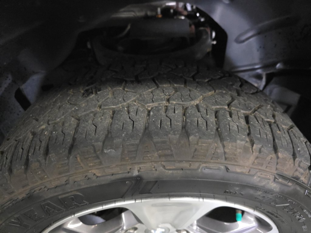 Used 2020 RAM 1500 Laramie w/ Sport Appearance Package AWD/4WD image 14