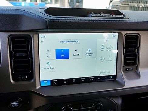 Used 2025 Ford Bronco Outer Banks image 23