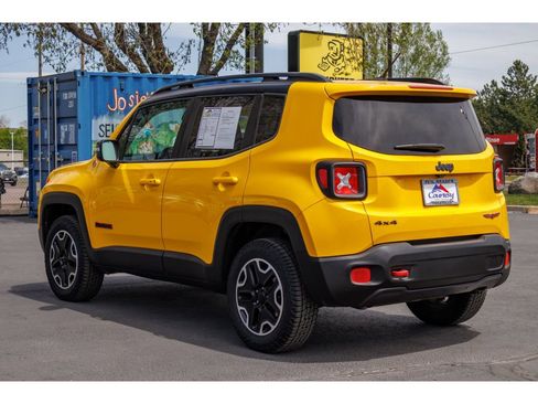 Used 2016 Jeep Renegade Trailhawk AWD/4WD image 5