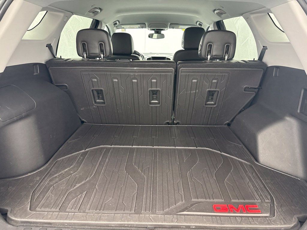 Used 2020 GMC Terrain SLT w/ Preferred Package FWD image 9