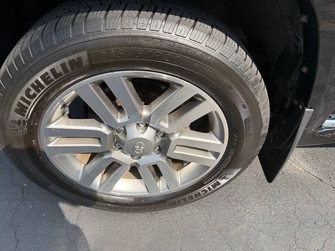 Used 2012 Toyota 4Runner Limited AWD/4WD image 66