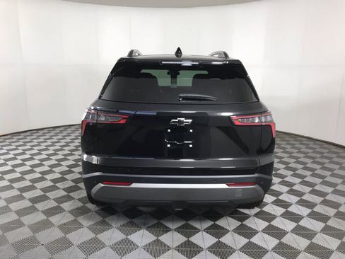 New 2026 Chevrolet Equinox LT w/ Midnight Edition image 11