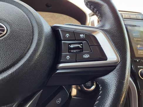 Used 2022 Subaru Ascent Limited AWD/4WD image 28