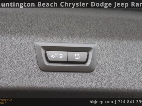 Used 2024 BMW X4 M40i w/ Premium Package image 50