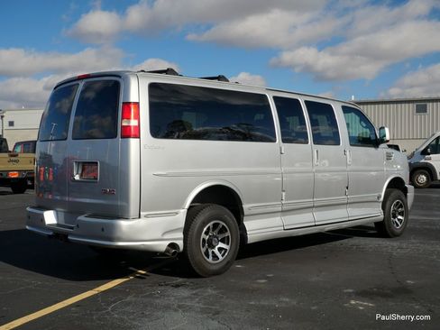Used 2013 GMC Savana 2500 image 16