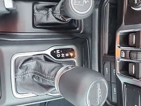 New 2026 Jeep Gladiator Sport AWD/4WD image 4
