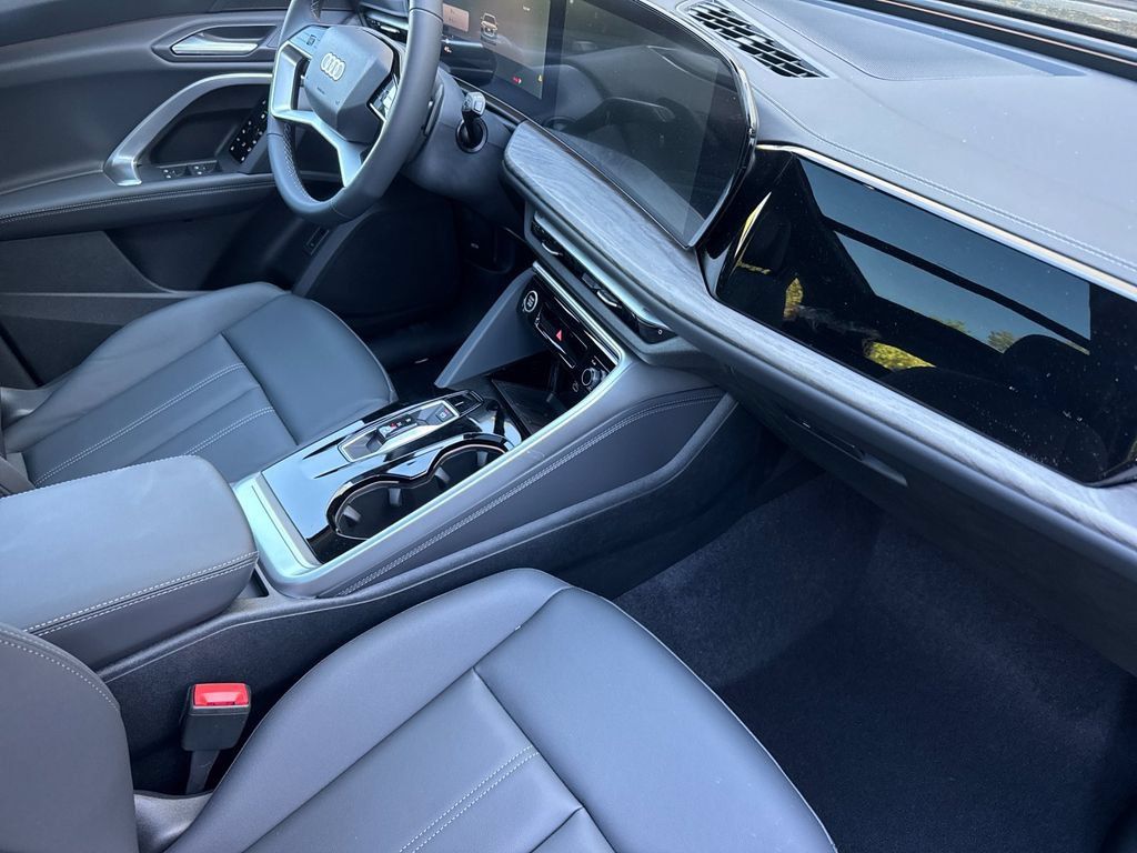New 2026 Audi Q5 Premium AWD/4WD image 16