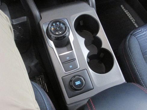 Used 2025 Ford Bronco Sport Heritage w/ Convenience Package AWD/4WD image 37