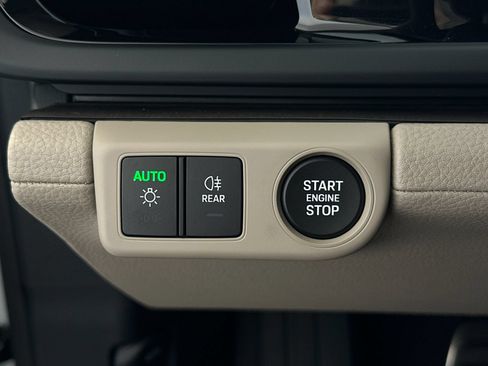 New 2026 Porsche Panamera 4 AWD/4WD image 33
