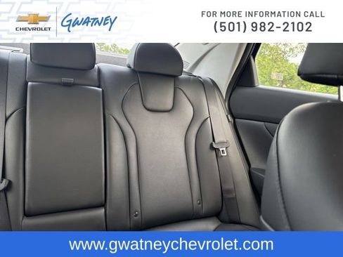 Used 2024 Hyundai Elantra Limited FWD image 27