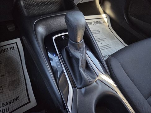 Used 2023 Toyota Corolla LE image 28