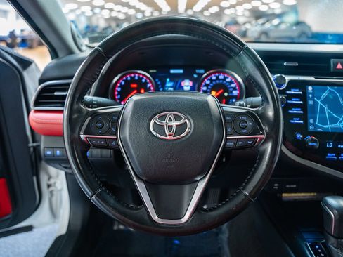 Used 2019 Toyota Camry XSE w/ Navigation Package FWD image 27