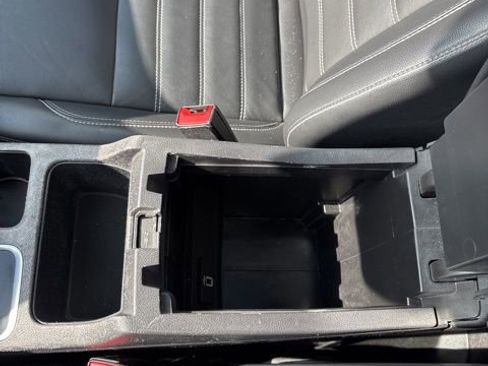 Used 2019 Ford Escape Titanium FWD image 23