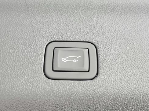 Used 2026 GMC Yukon XL Denali w/ Sun & Power Step Package AWD/4WD image 54