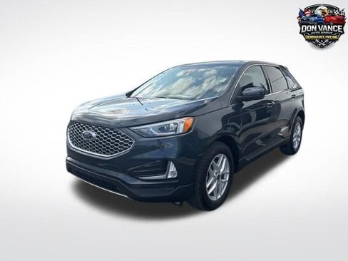 Used 2024 Ford Edge SEL w/ Convenience Package AWD/4WD image 3
