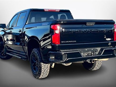 Used 2022 Chevrolet Silverado 1500 LT Trail Boss image 11