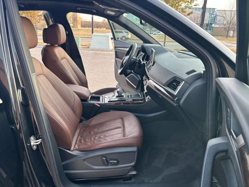 Used 2018 Audi Q5 2.0T Premium Plus w/ Premium Plus Package image 28