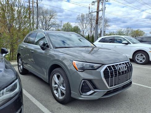 Used 2021 Audi Q3 2.0T Premium w/ Convenience Package AWD/4WD image 1