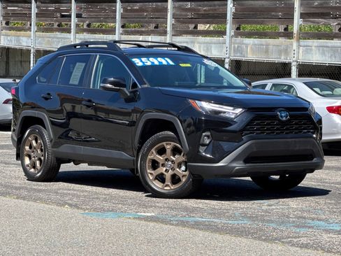 Used 2024 Toyota RAV4 AWD Hybrid image 2