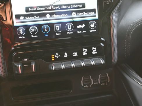 Used 2021 RAM 1500 Limited image 31