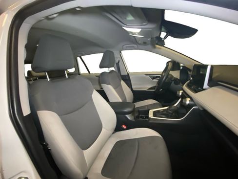 Used 2024 Toyota RAV4 XLE image 15