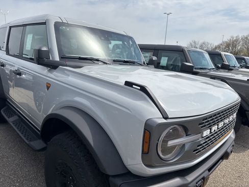 New 2026 Ford Bronco Badlands AWD/4WD image 26
