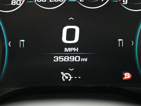 Used 2018 Chevrolet Camaro SS RWD image 28