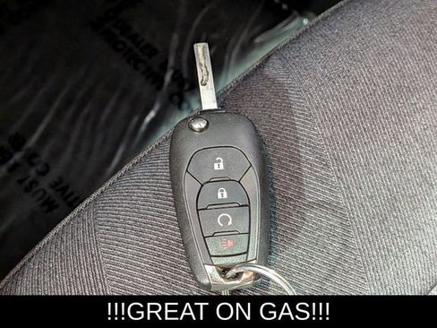 Used 2024 Chevrolet Trax RS image 31