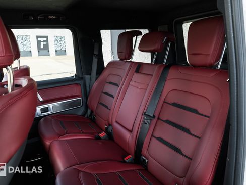 Used 2026 Mercedes-Benz G 63 AMG 4MATIC w/ AMG Performance Package image 29