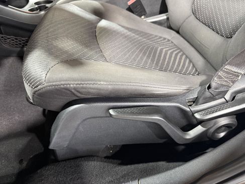 Used 2017 Dodge Journey SE w/ Flexible Seating Group FWD image 19