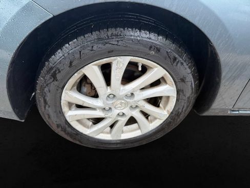 Used 2012 MAZDA MAZDA3 i Touring FWD image 11