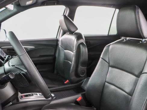 Used 2023 Honda Passport EX-L image 25